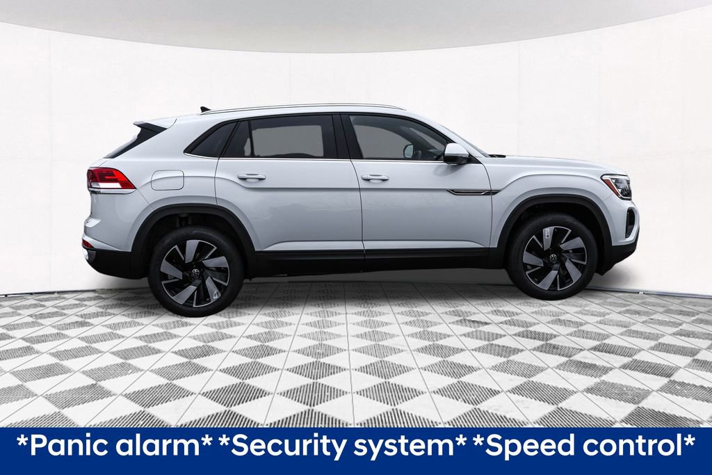 Used 2025 Volkswagen Atlas Cross Sport SE image 13