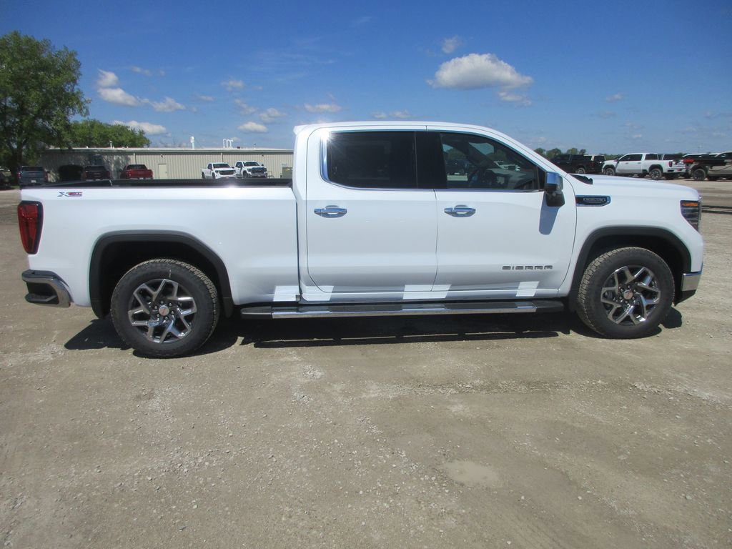 New 2026 GMC Sierra 1500 SLT w/ SLT Premium Plus Package AWD/4WD image 3