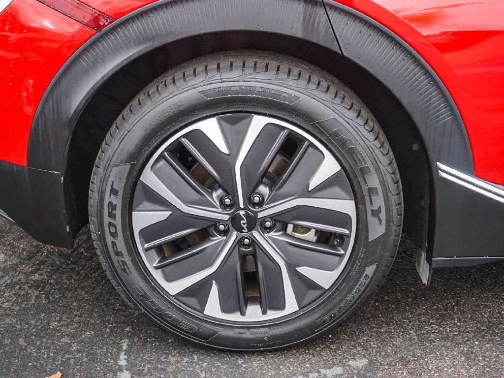 Certified 2024 Kia EV6 Light RWD image 9