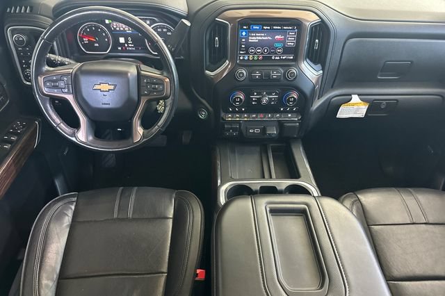 Used 2020 Chevrolet Silverado 1500 High Country w/ Technology Package AWD/4WD image 13