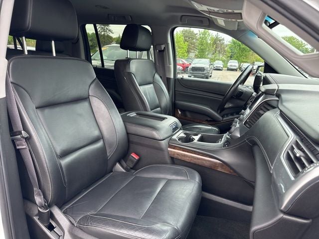 Used 2017 Chevrolet Suburban LT AWD/4WD image 30