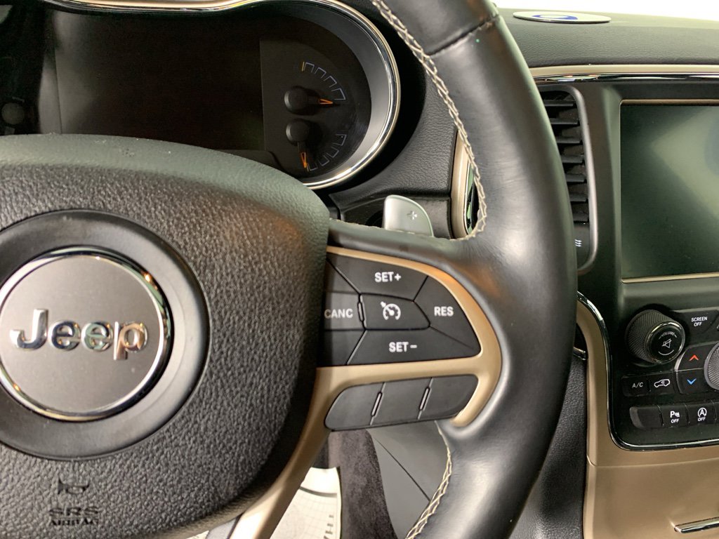 Used 2017 Jeep Grand Cherokee Limited w/ Luxury Group II image 21