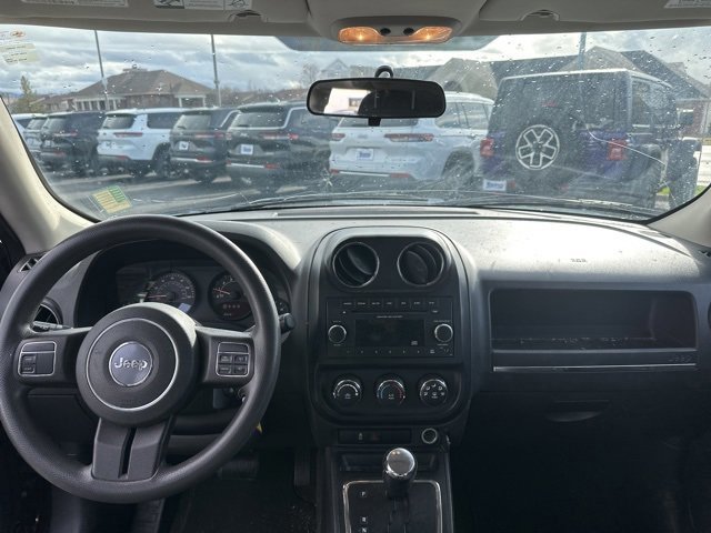 Used 2014 Jeep Patriot Sport w/ Southwest Package image 13