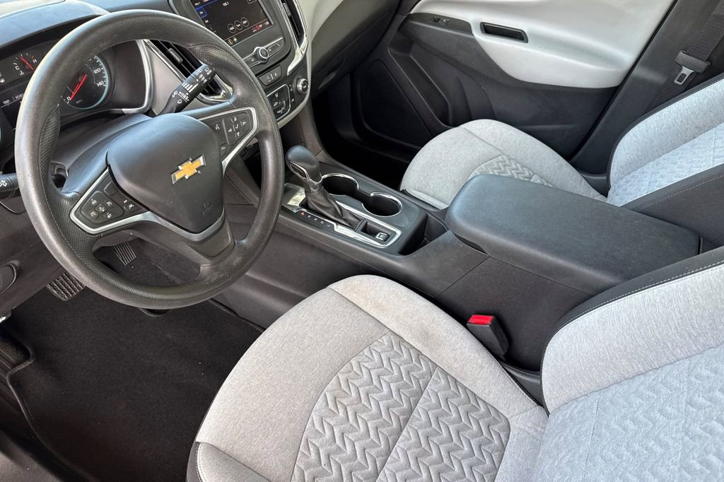Used 2023 Chevrolet Equinox LS FWD image 5