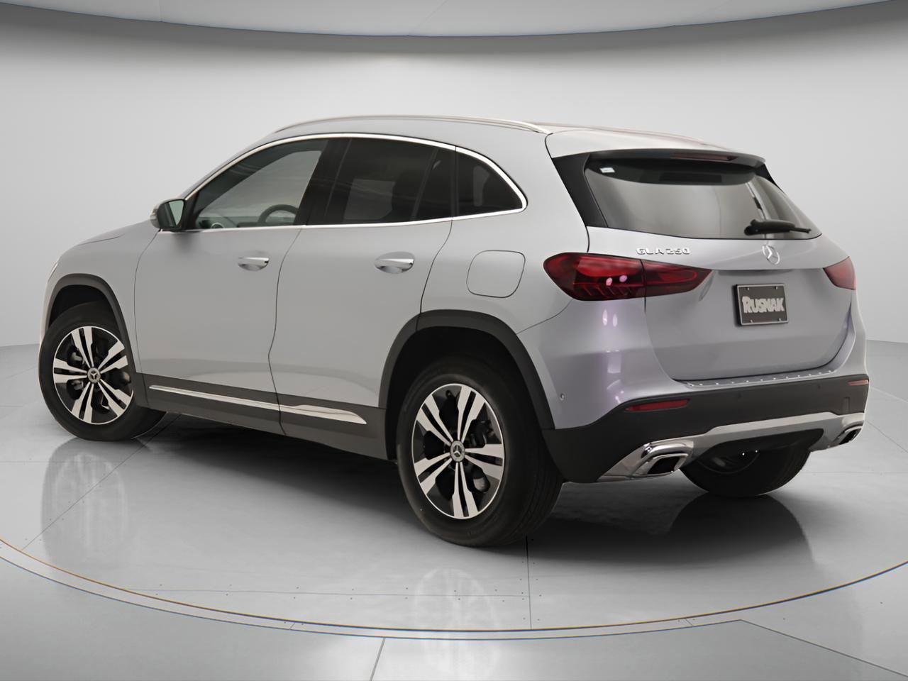 New 2026 Mercedes-Benz GLA 250 image 2