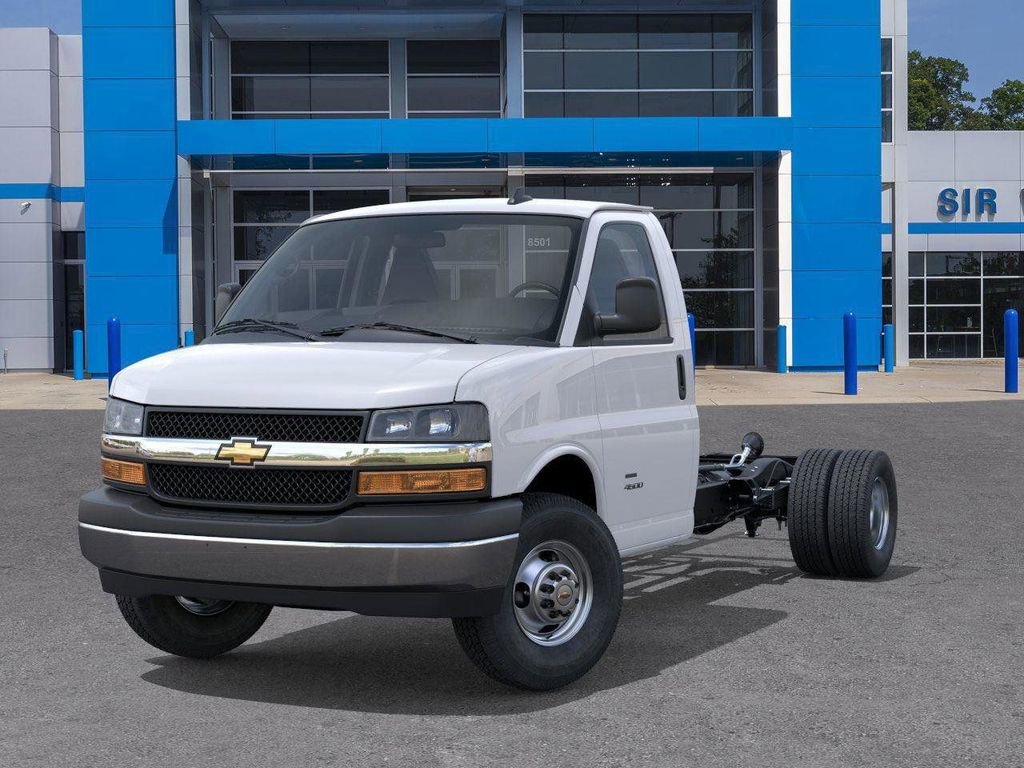 New 2025 Chevrolet Express 3500 Work Van w/ Power Convenience Package image 6
