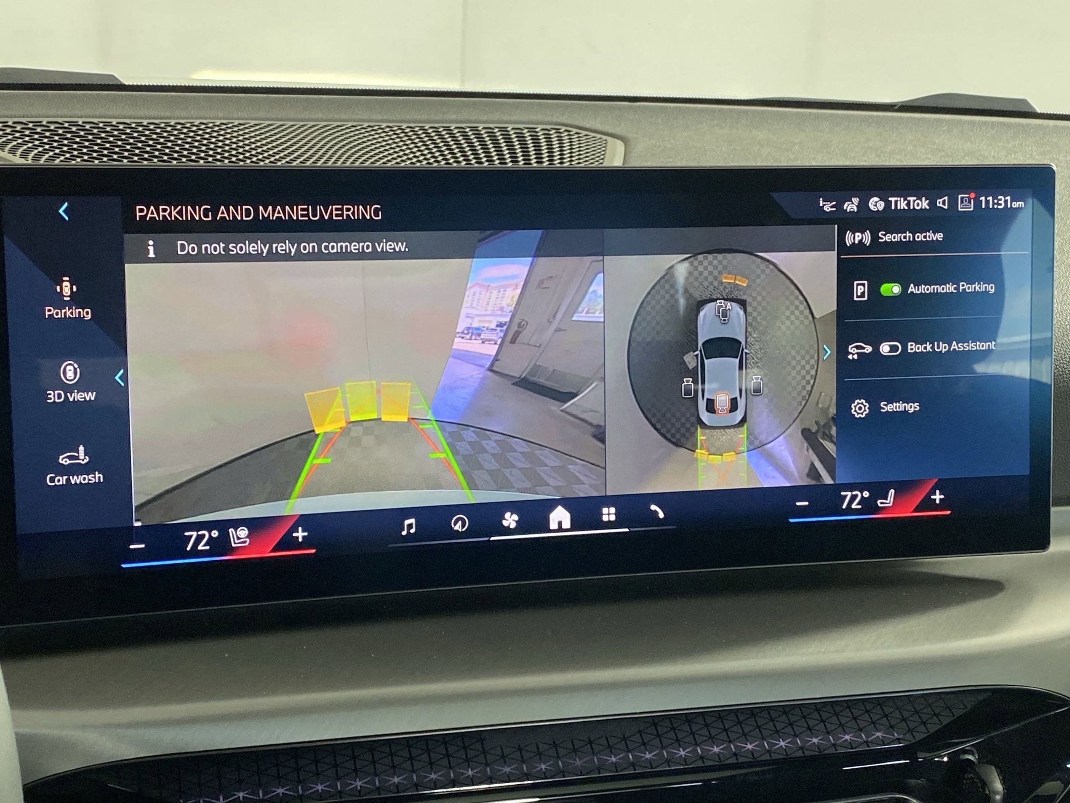 Used 2025 BMW 230i xDrive Coupe w/ M Sport Package image 23