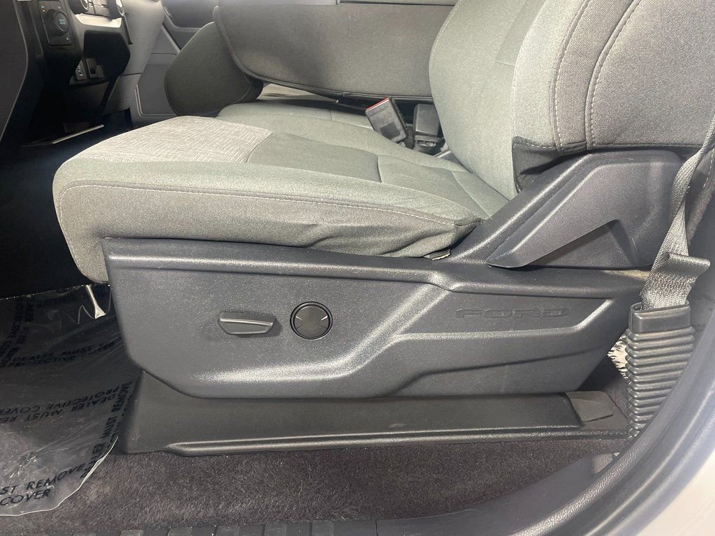 Used 2023 Ford F150 XLT AWD/4WD image 23
