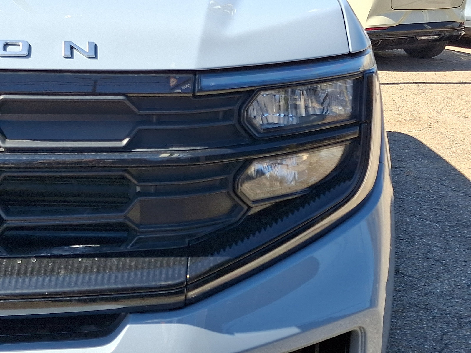 Used 2025 Ford Expedition Active AWD/4WD image 9