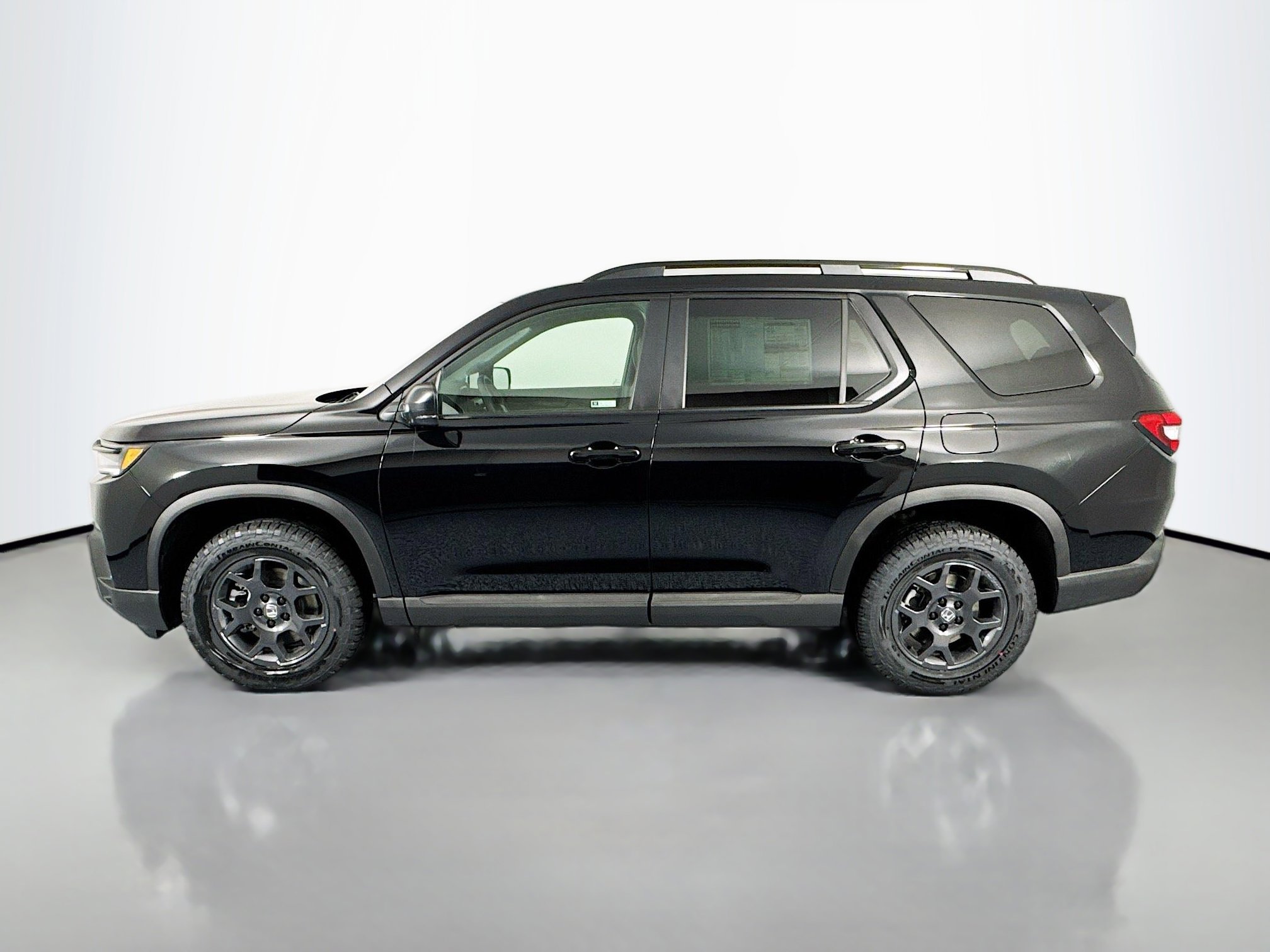 New 2026 Honda Pilot TrailSport image 8