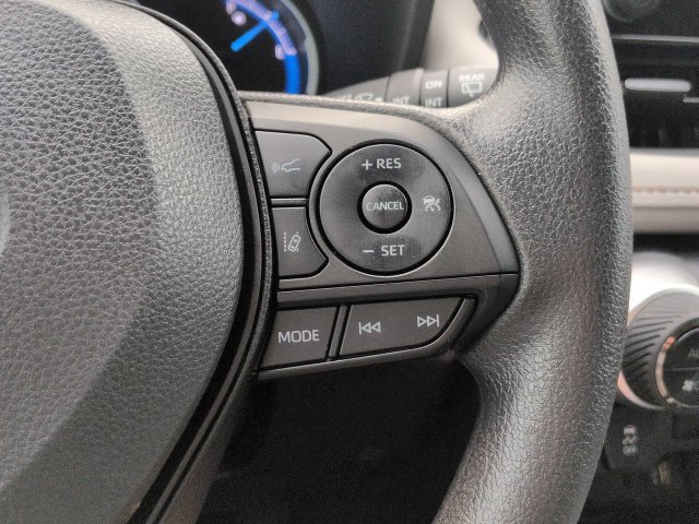 Used 2024 Toyota RAV4 XLE AWD/4WD image 24