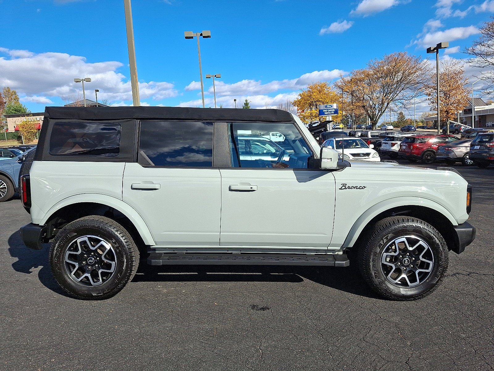 Certified 2022 Ford Bronco Outer Banks image 7