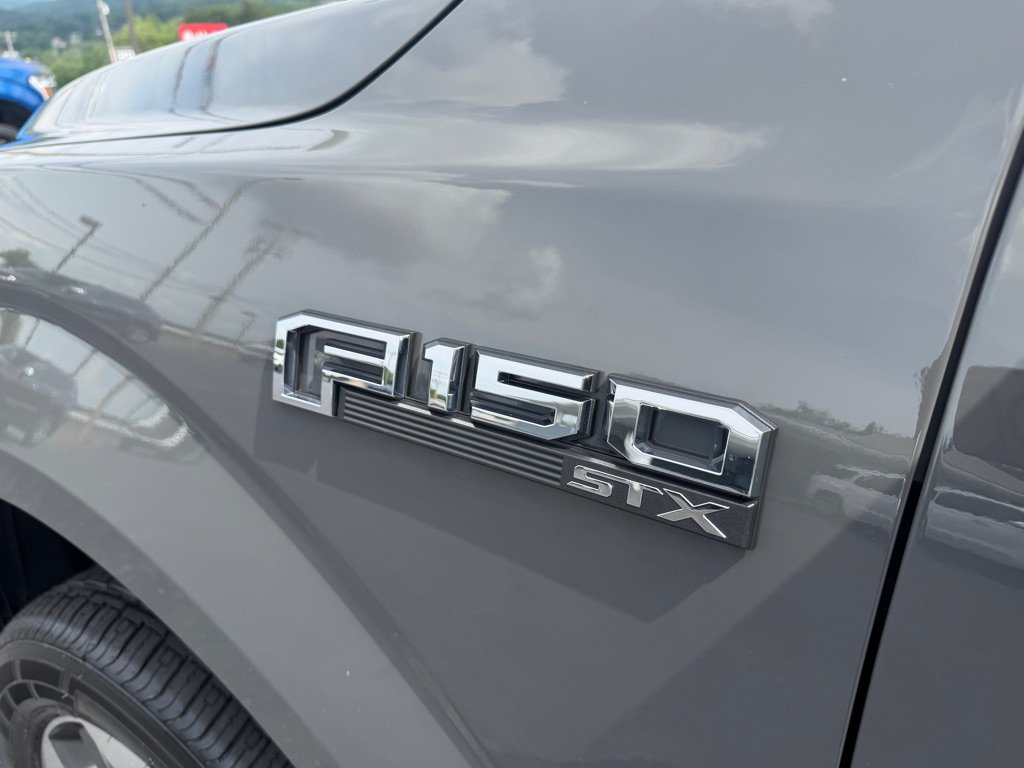 Used 2020 Ford F150 XL w/ Equipment Group 101A Mid AWD/4WD image 9