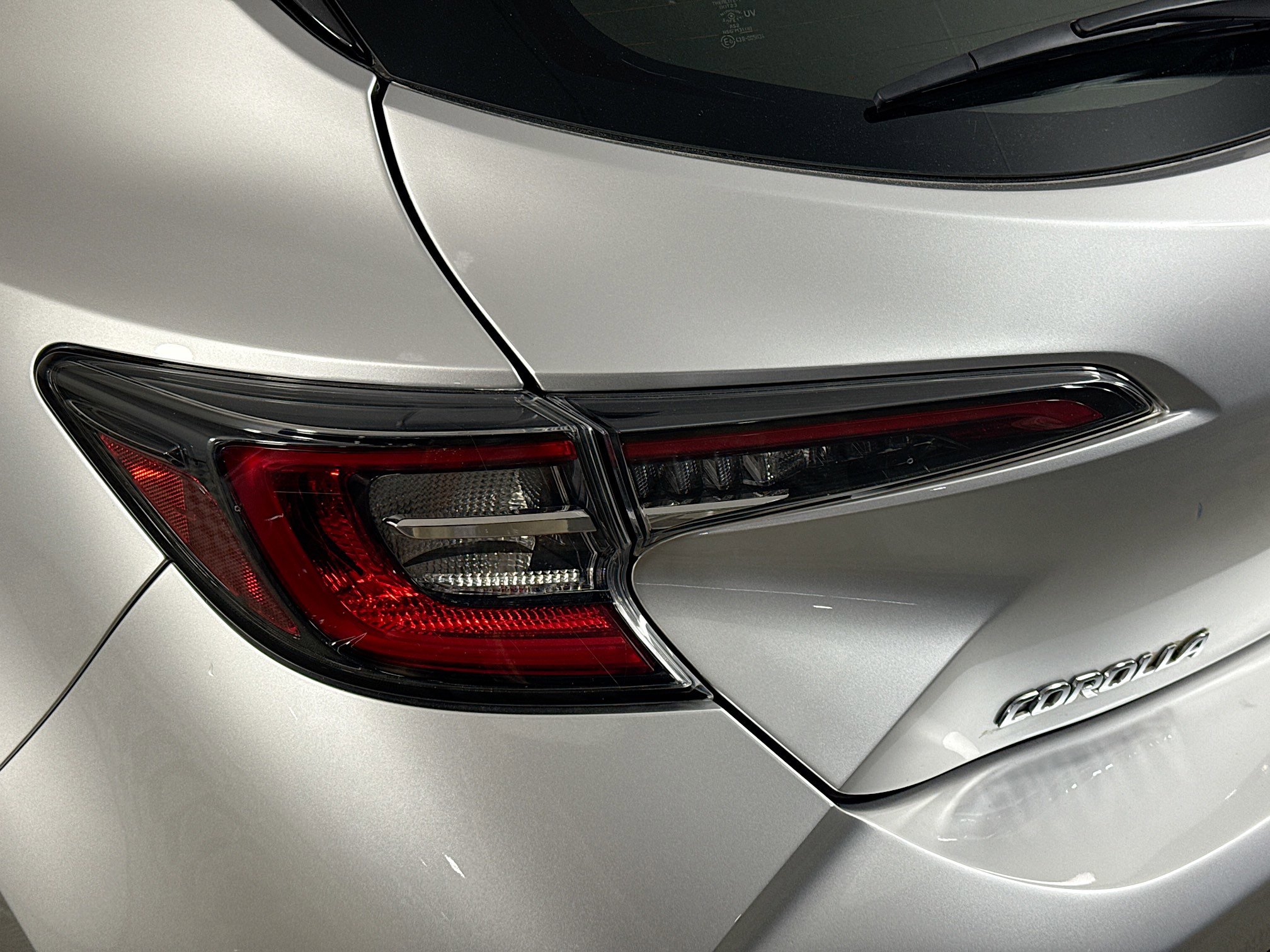 Used 2020 Toyota Corolla XSE image 36