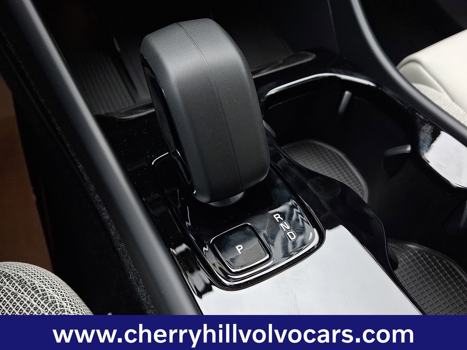 New 2026 Volvo EX40 Plus w/ Climate Package image 11