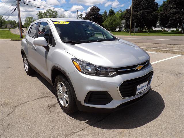Certified 2022 Chevrolet Trax LS w/ Tint and Cruise Package AWD/4WD image 7