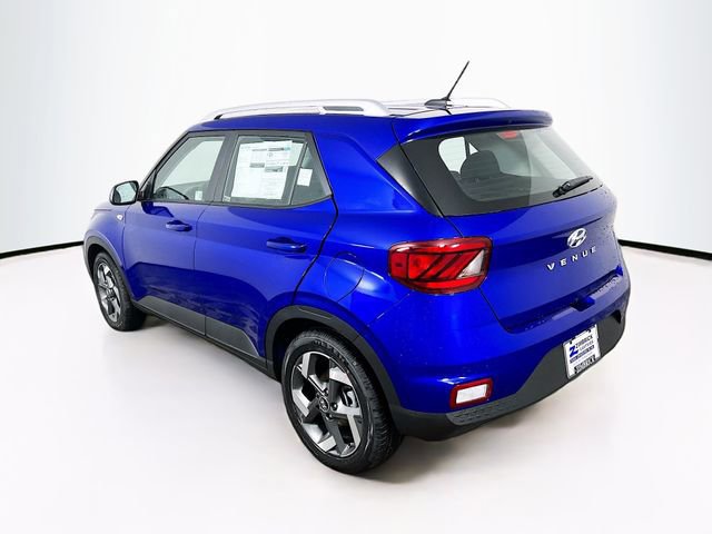 Certified 2025 Hyundai Venue SEL image 7