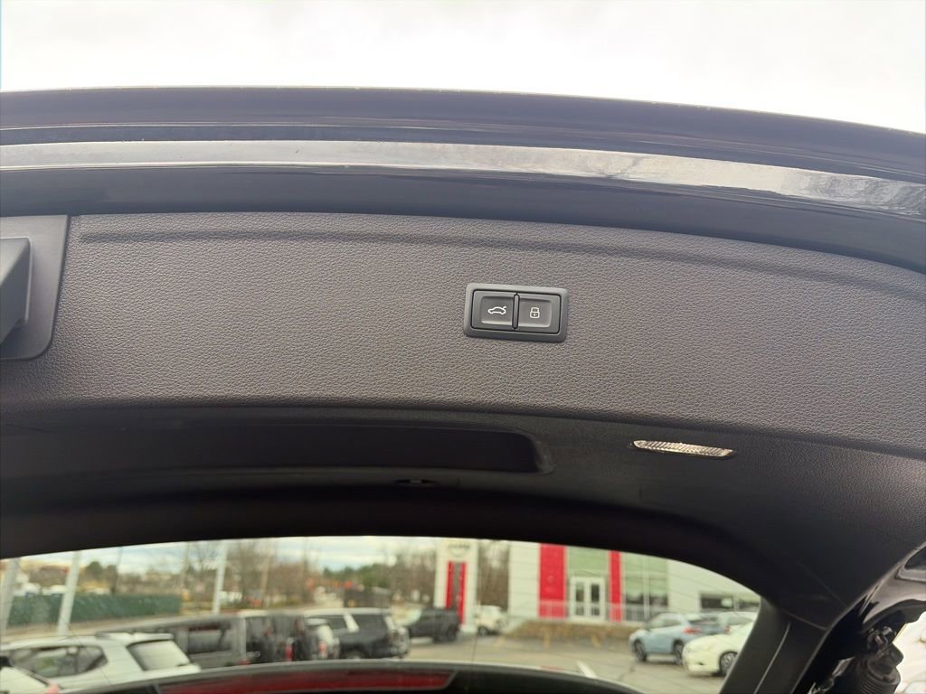 Used 2018 Audi Q5 2.0T Premium w/ Convenience Package image 20