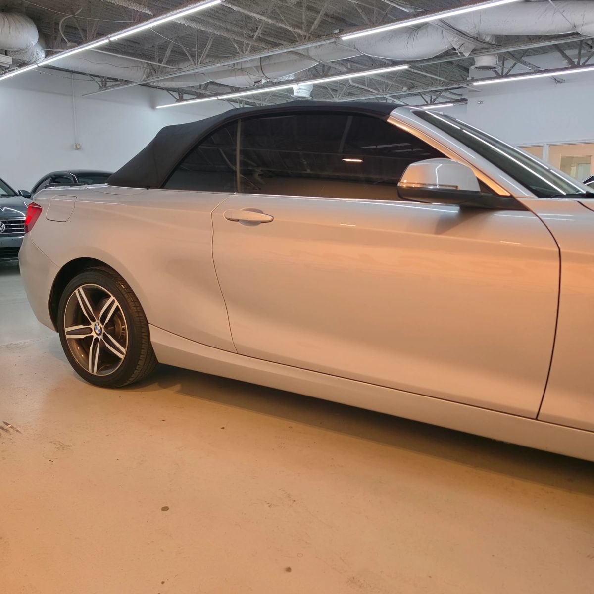 Used 2017 BMW 230i Convertible RWD image 7