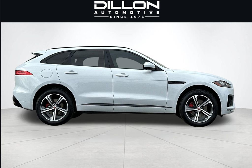 Used 2017 Jaguar F-PACE S AWD/4WD image 3