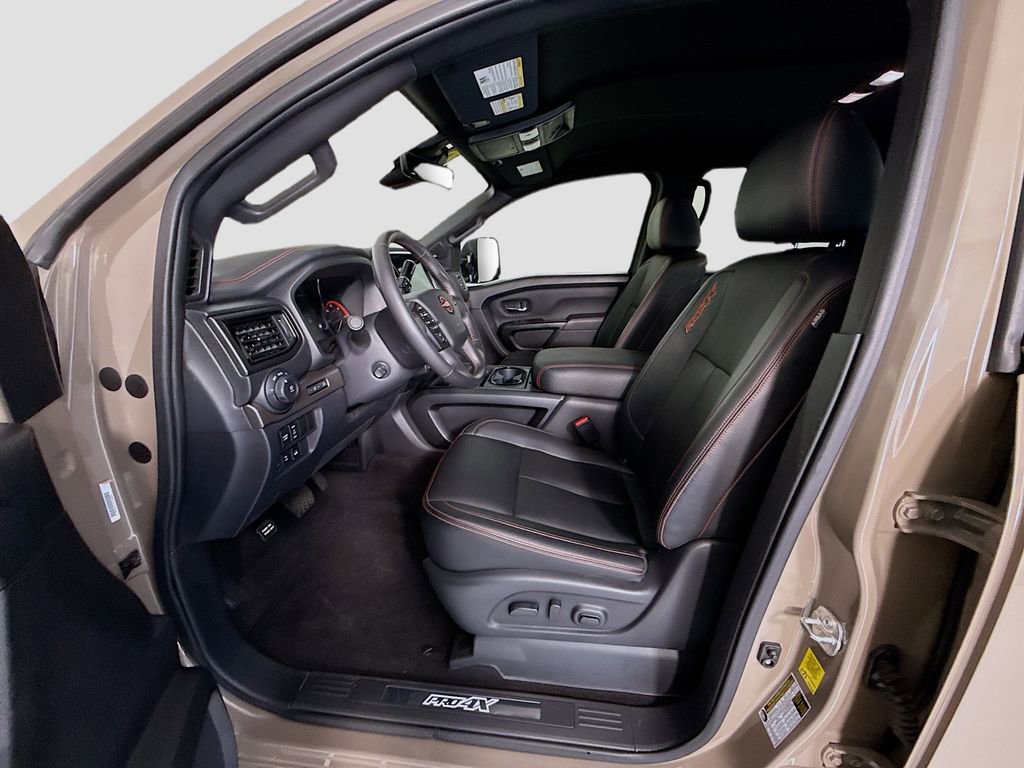 Used 2023 Nissan Titan PRO-4X w/ Pro-4x Convenience Package AWD/4WD image 19
