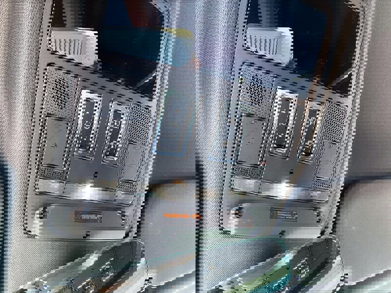 Used 2023 Land Rover Defender 110 S image 37