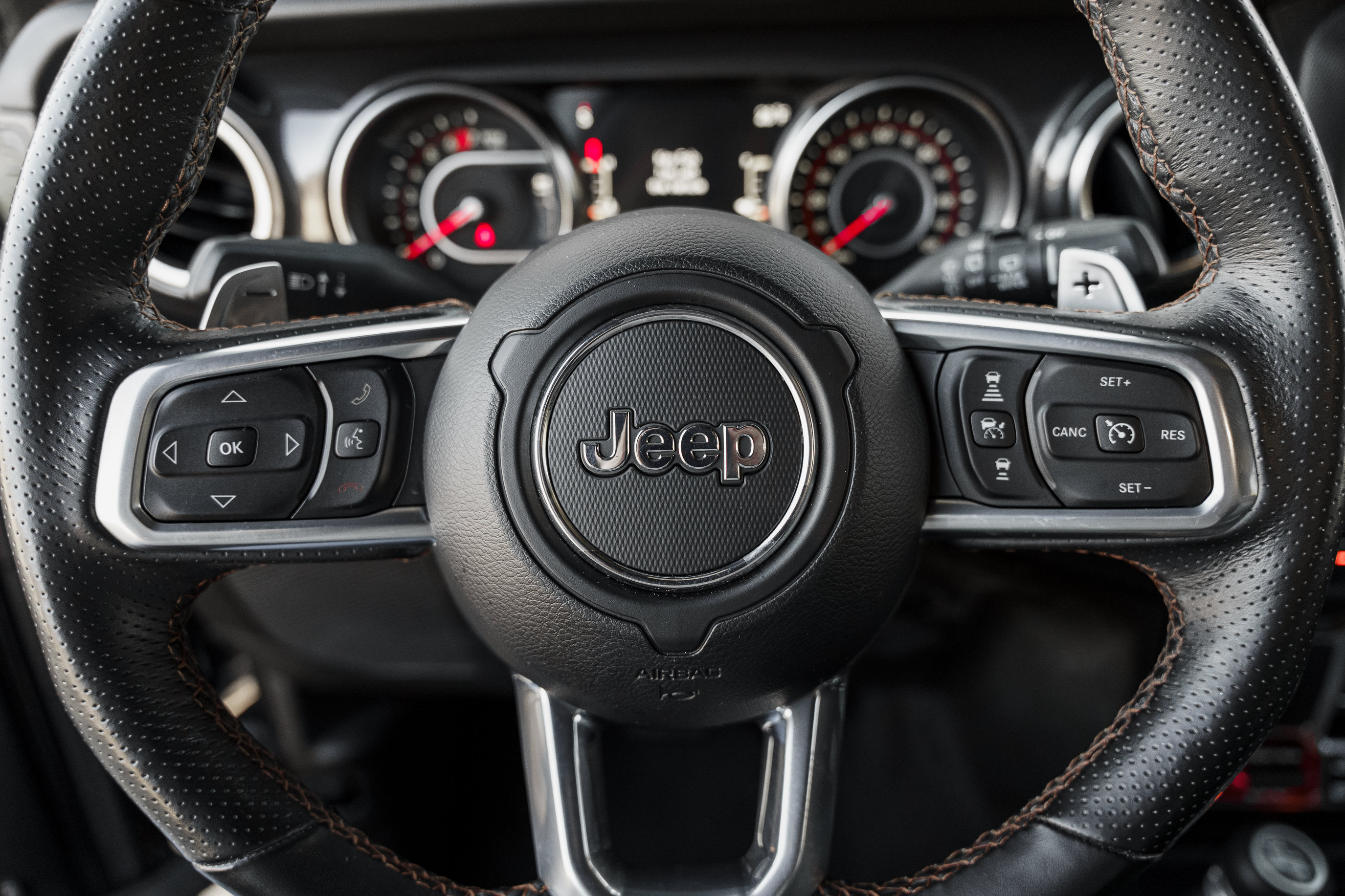 Used 2021 Jeep Wrangler Unlimited Rubicon w/ Xtreme Recon 35" Tire Package AWD/4WD image 17