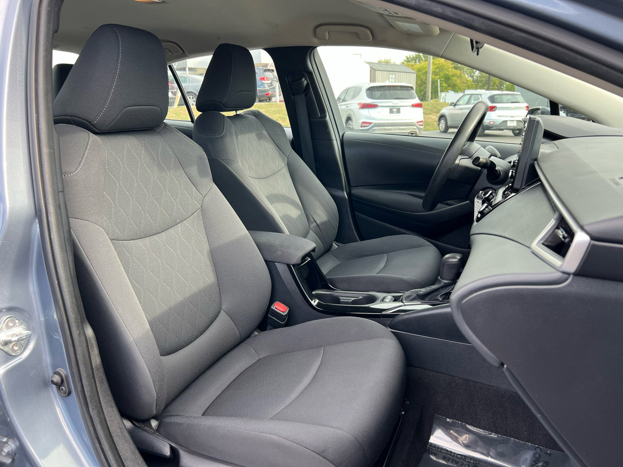 Used 2022 Toyota Corolla LE image 55