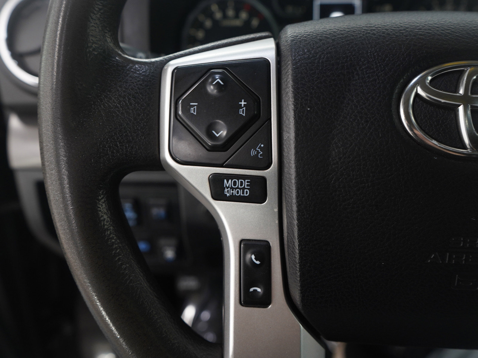 Used 2021 Toyota Tundra SR5 AWD/4WD image 30