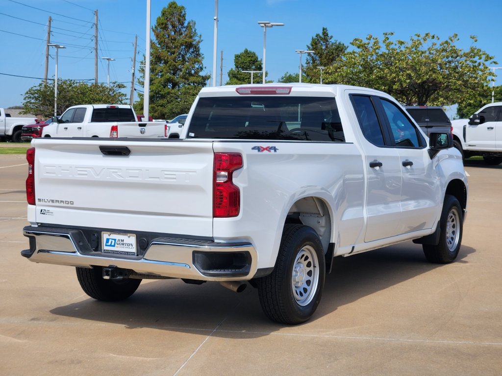 Used 2025 Chevrolet Silverado 1500 W/T w/ WT Value Package AWD/4WD image 5