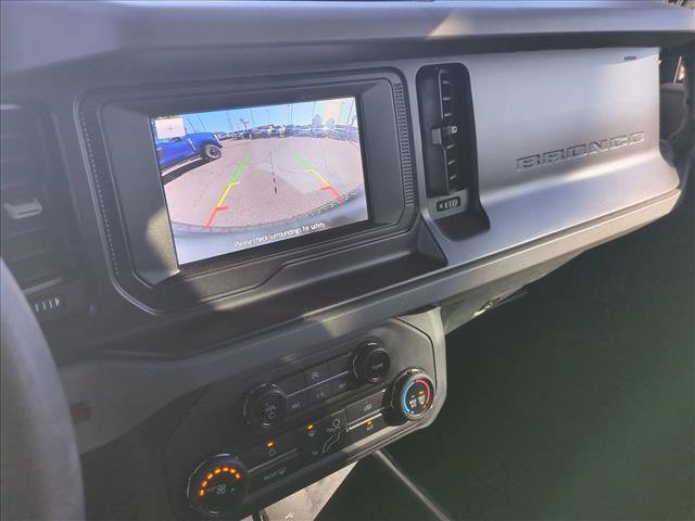 Used 2022 Ford Bronco Base image 14