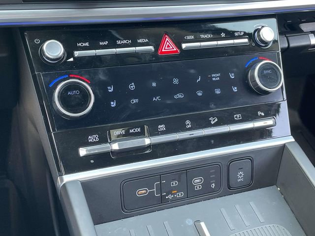Used 2024 Hyundai Santa Fe Limited image 38
