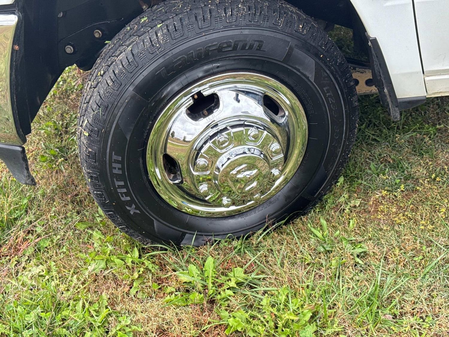Used 2019 RAM 3500 Tradesman w/ Chrome Appearance Group AWD/4WD image 10