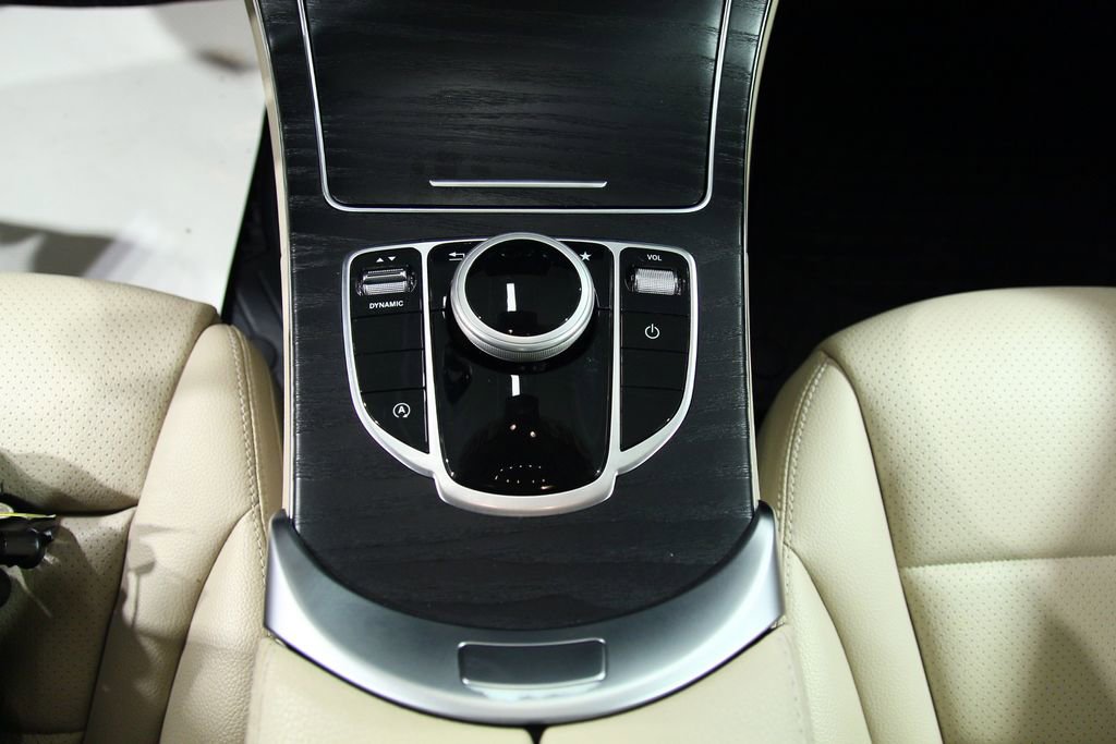 Used 2017 Mercedes-Benz C 300 4MATIC Sedan image 21