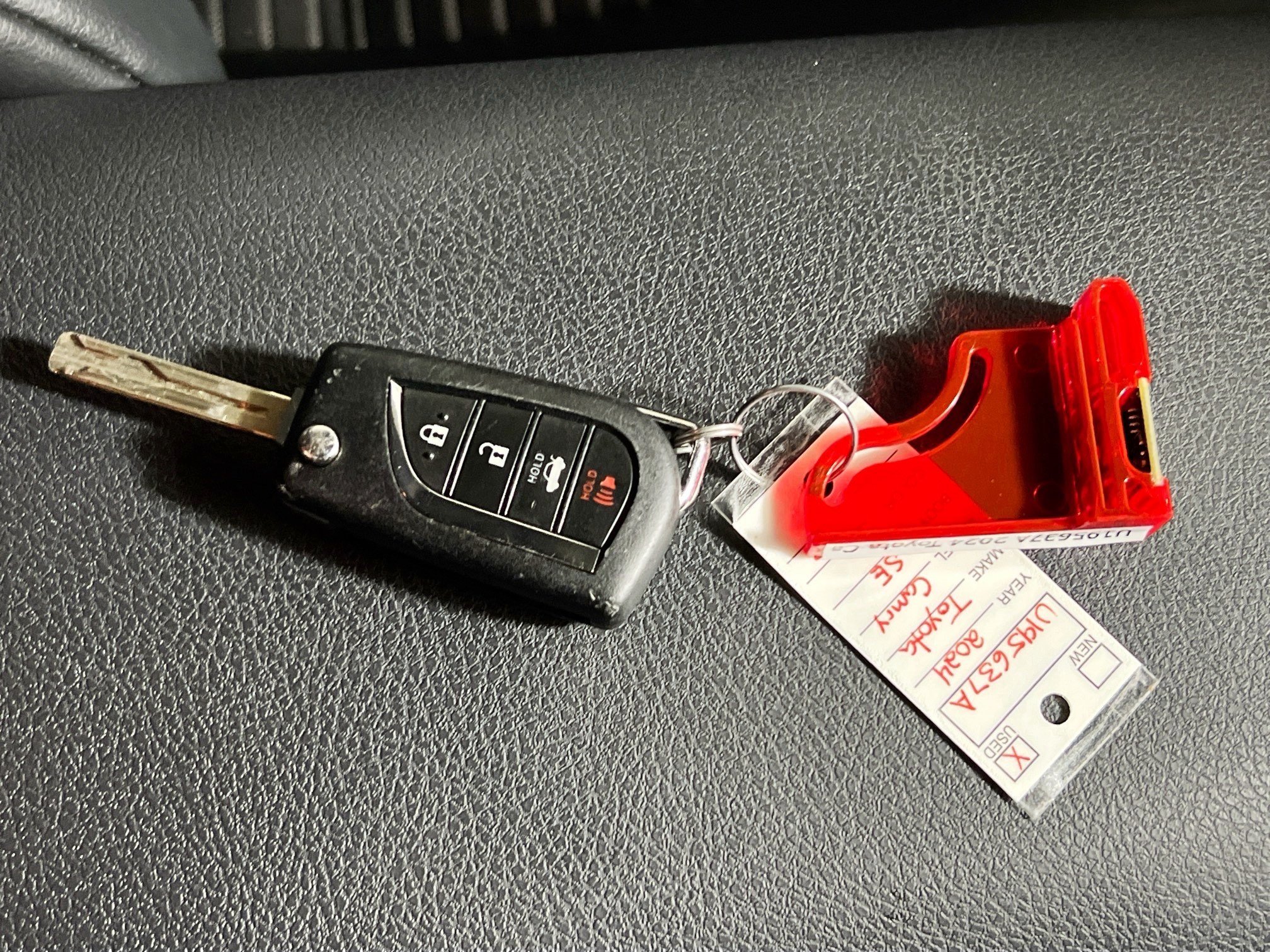 Used 2024 Toyota Camry SE FWD image 34