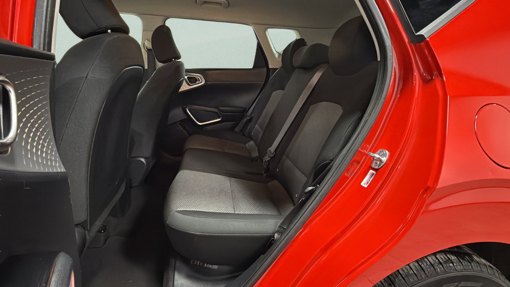 Used 2021 Kia Soul LX image 27