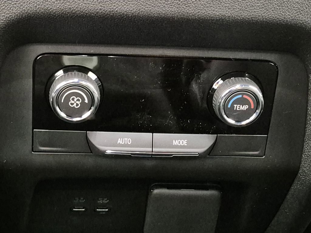 New 2026 Chevrolet Traverse Z71 w/ Driver Confidence Package AWD/4WD image 22