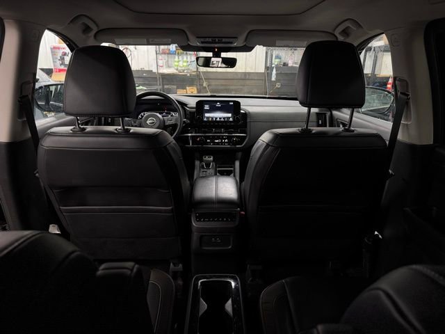 Used 2023 Nissan Pathfinder SL image 20
