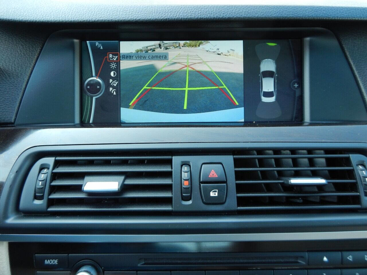 Used 2012 BMW 550i xDrive Sedan image 39