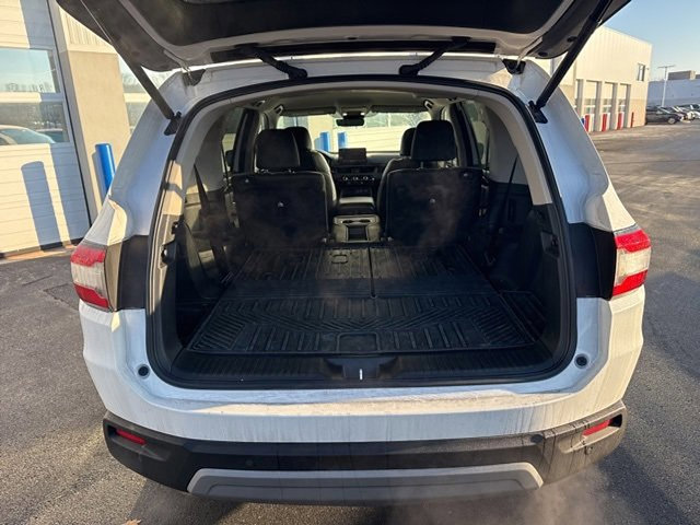 Certified 2025 Honda Pilot EX-L image 6