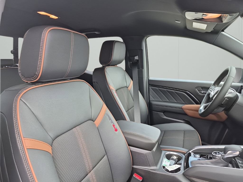 New 2026 GMC Canyon AT4 image 15