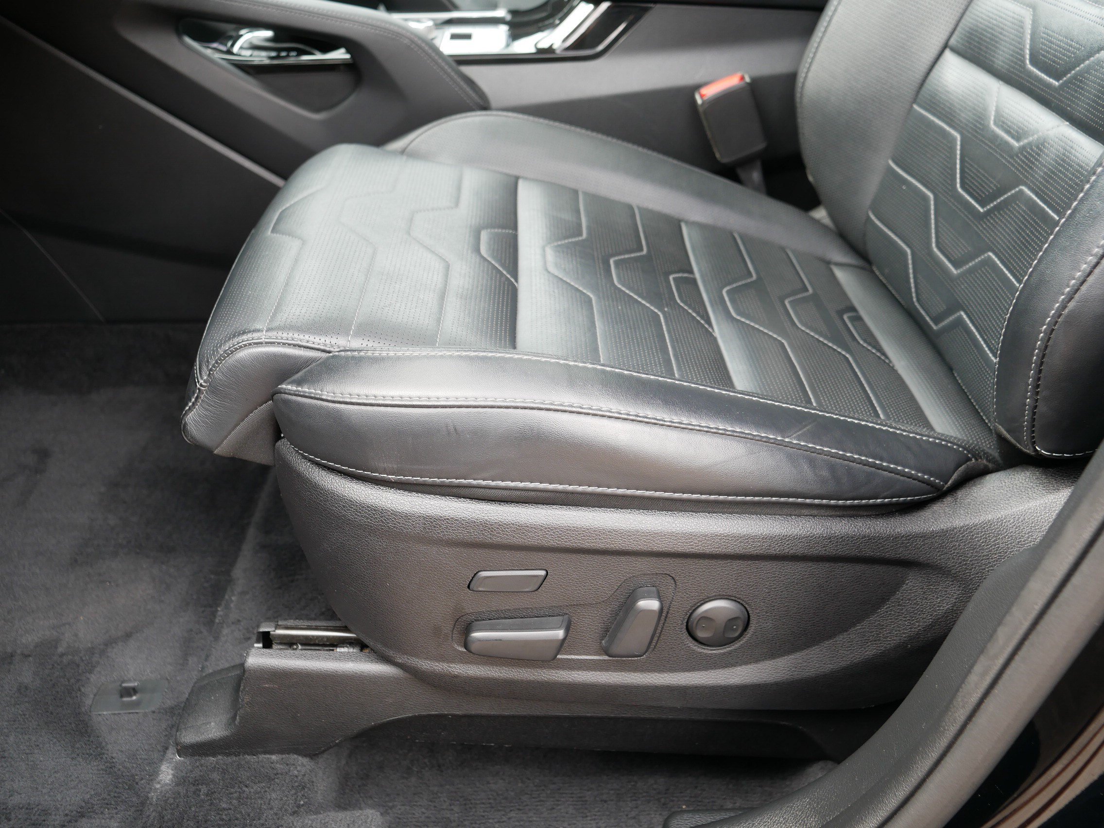 Used 2022 Kia Telluride SX w/ SX Prestige Package AWD/4WD image 20