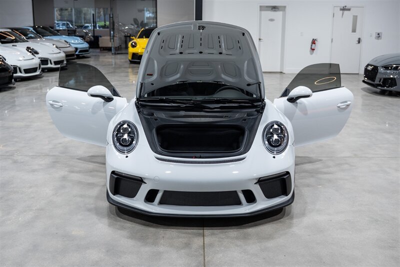 Used 2018 Porsche 911 GT3 RWD image 38