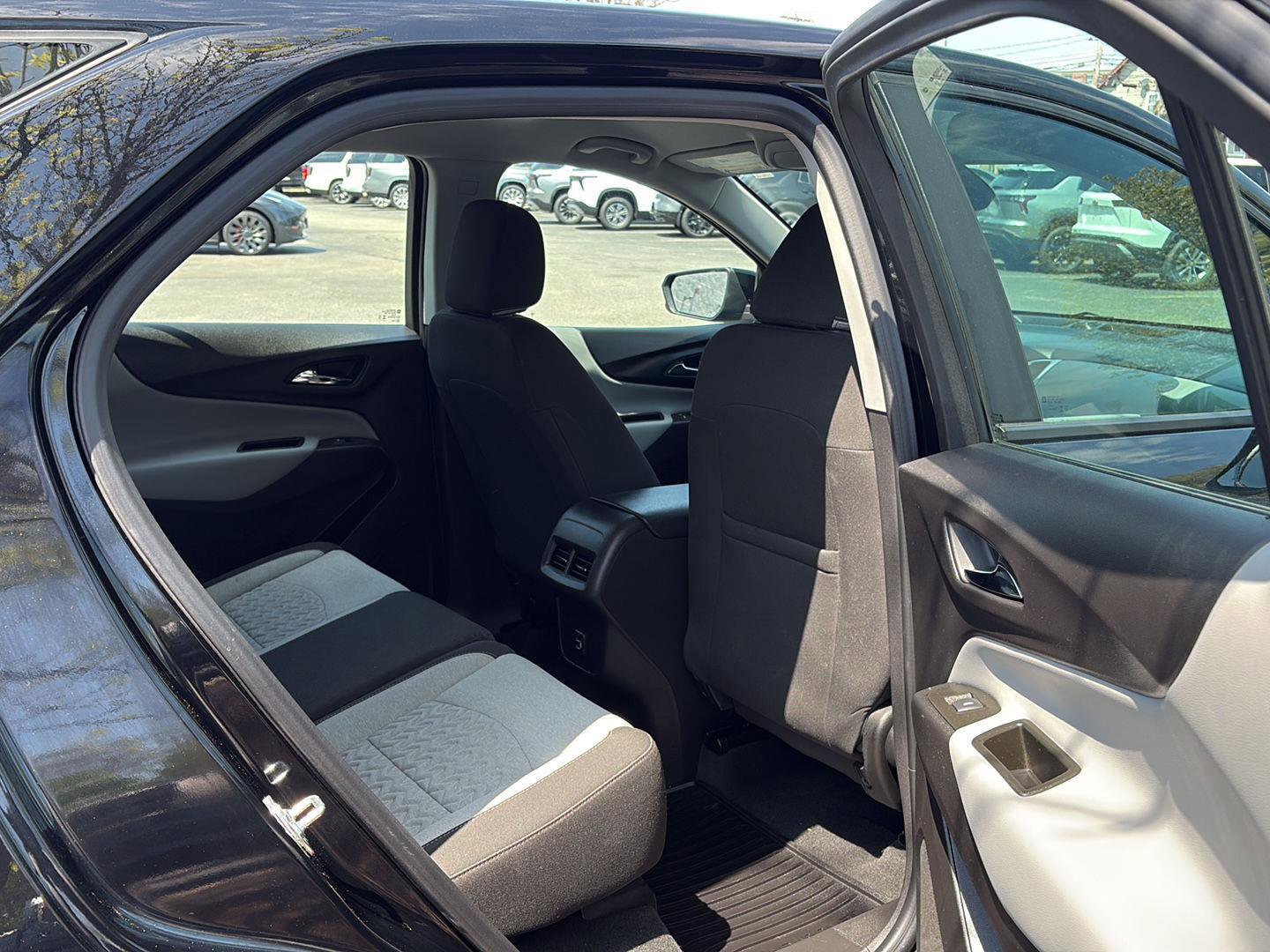 Certified 2024 Chevrolet Equinox LS w/ Midnight Edition AWD/4WD image 9