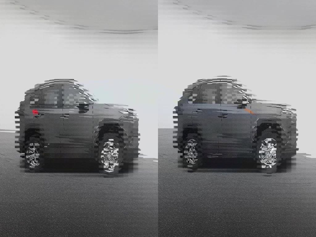 New 2025 Toyota RAV4 XLE image 28
