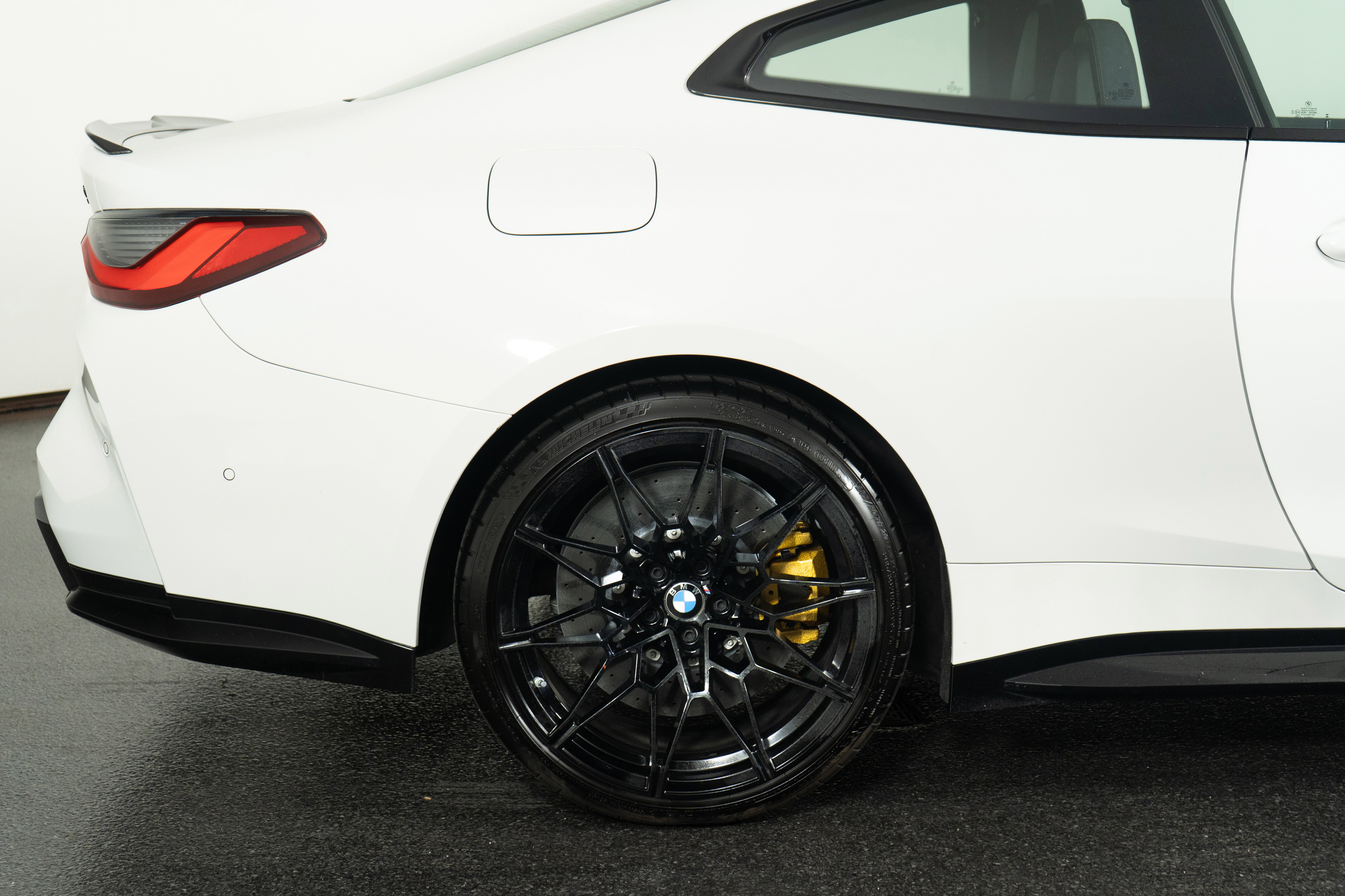 Used 2024 BMW M4 Competition image 8