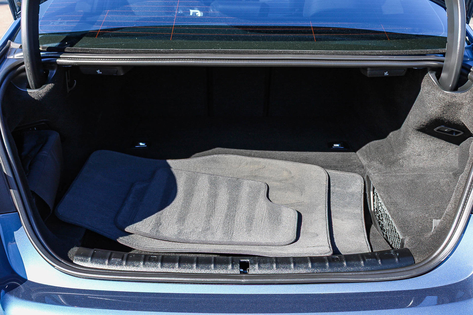 Used 2023 BMW 530e w/ M Sport Package image 26