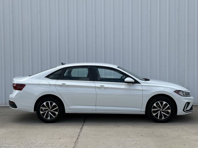 Used 2025 Volkswagen Jetta S FWD image 3