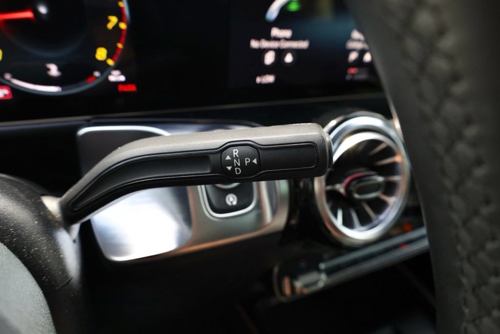 Certified 2023 Mercedes-Benz GLB 35 AMG 4MATIC image 17