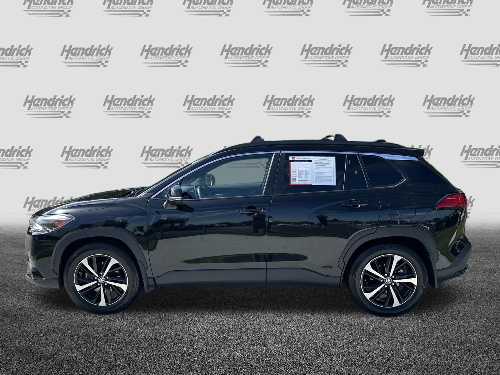 Used 2024 Toyota Corolla Cross AWD Hybrid w/ Convenience Package image 7